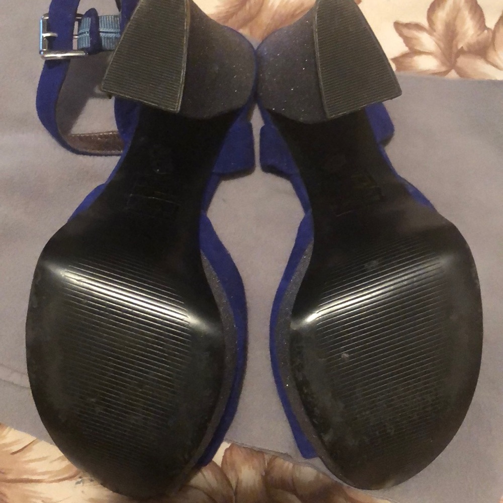 Shoes - Picture 2 of 2